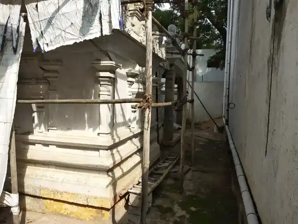 Arulmigu Salai Vinayagar Temple, Vellore - 632001 அருள்மிகு சாலை விநாயகர் திருக்கோயில், வேலூர் - 632001, Vellore - Ancient Temple Architecture and History Image 3