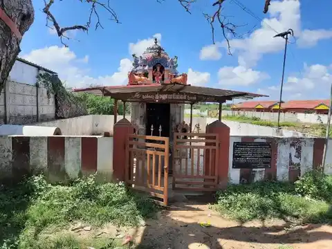 Arulmigu Salakkarai Santhana Muthumariyamman Temple, Soorakkadu, Karaimedu - 609109 Temple