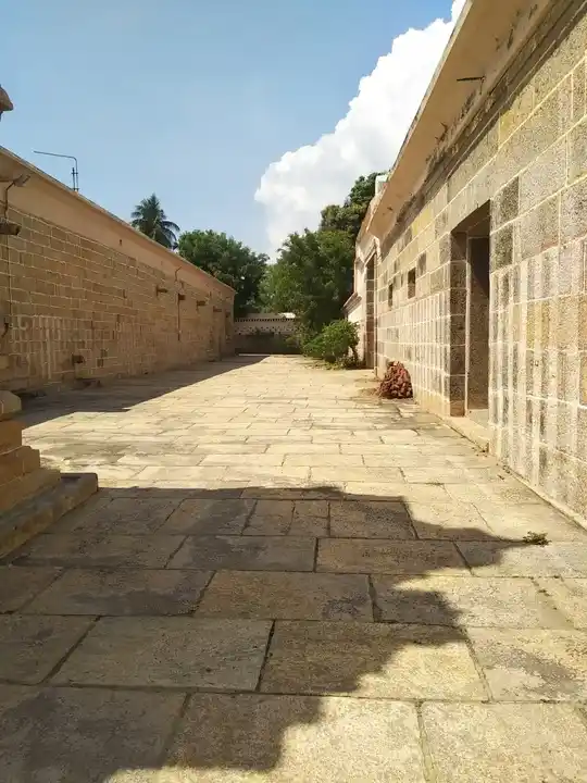 Arulmigu Samavatheeswarar Temple, Thirumangalam - 621703 அருள்மிகு சாமவேதீஸ்வரர் திருக்கோயில், Thirumangalam - 621703, Thiruchirappalli - Ancient Temple Architecture and History Image 7