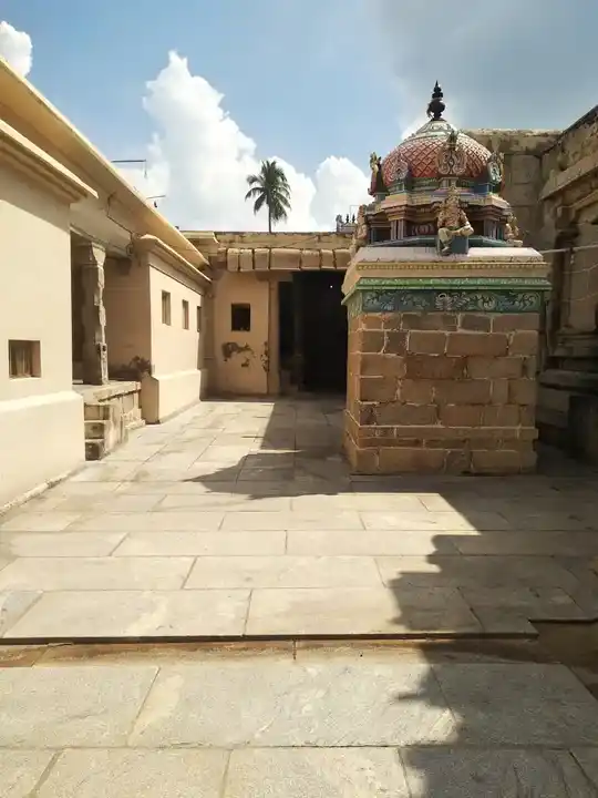 Arulmigu Samavatheeswarar Temple, Thirumangalam - 621703 அருள்மிகு சாமவேதீஸ்வரர் திருக்கோயில், Thirumangalam - 621703, Thiruchirappalli - Ancient Temple Architecture and History Image 8