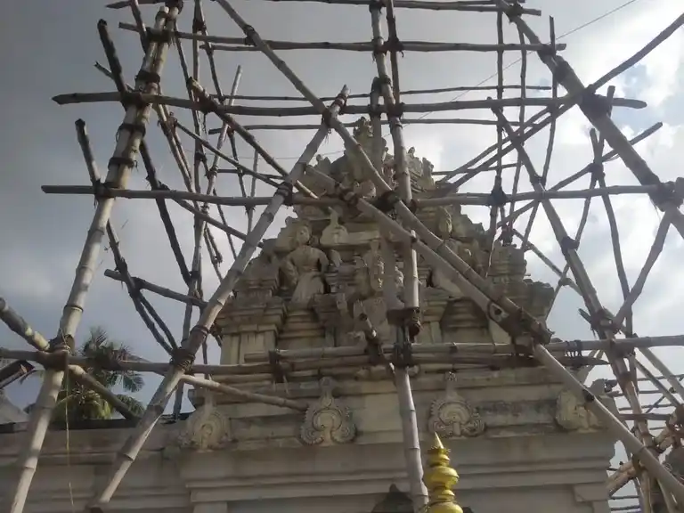 Arulmigu Sampasri Parameshwaraswamy Temple, Samayasangili Agraharam - 638008 அருள்மிகு சாம்பஸ்ரீ பரமேஸ்வரசுவாமி திருக்கோயில், குமாரபாளையம், நாமக்கல் - 638008, Namakkal - Ancient Temple Architecture and History Image 3