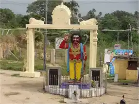 Arulmigu Samundeeswari Amman Temple, Near By Bank Of River Saraswati, Natrampalli - 635852 அருள்மிகு சாமுண்டியம்மன் திருக்கோயில், சரஸ்வதி நதிக்கரைக்கு அருகில், நாட்றம்பள்ளி - 635852, Thirupathur - Ancient Temple Architecture and History Image 7