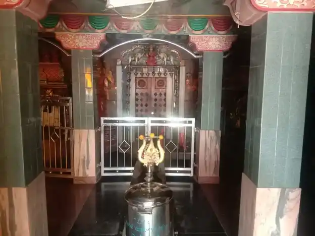 Arulmigu Samundeeswariamman Temple, Ambur - 635802