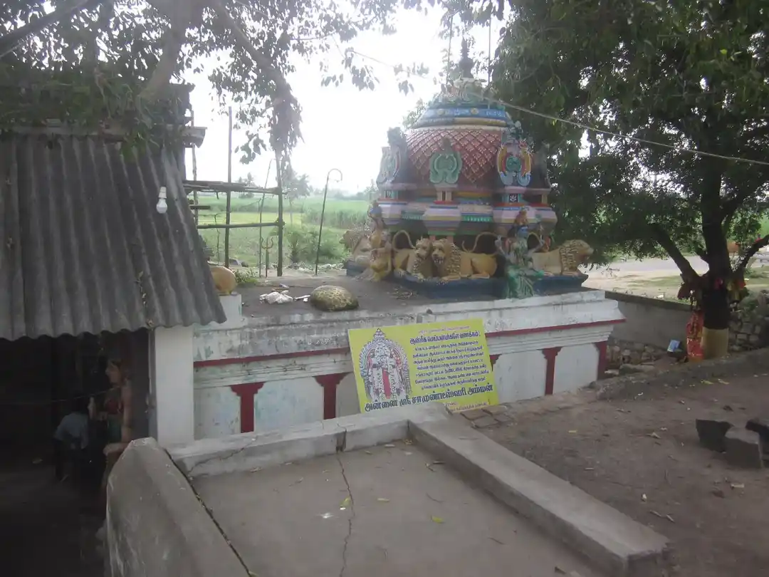 Arulmigu Samundeeswary Amman Temple, Thandalai - 606213 Arulmigu Samundeeswary Amman Temple, Thandalai - 606213, Kallakurichi - Ancient Temple Architecture and History Image 2