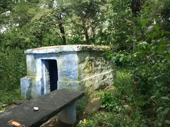 Arulmigu Samundiamman Temple, Balaguli, Balaguli - 635204 Arulmigu Samundiamman Temple, Balaguli, Balaguli - 635204, Krishnagiri - Ancient Temple Architecture and History Image 4