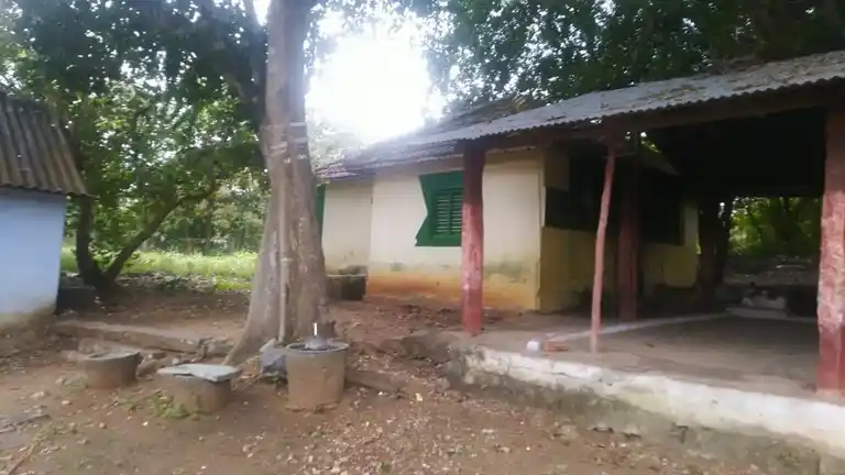 Arulmigu Samundiamman Temple, Kalathupudur - 642002 அருள்மிகு சாமுண்டியம்மன் திருக்கோயில், Kalathupudur - 642002, Coimbatore - Ancient Temple Architecture and History Image 5