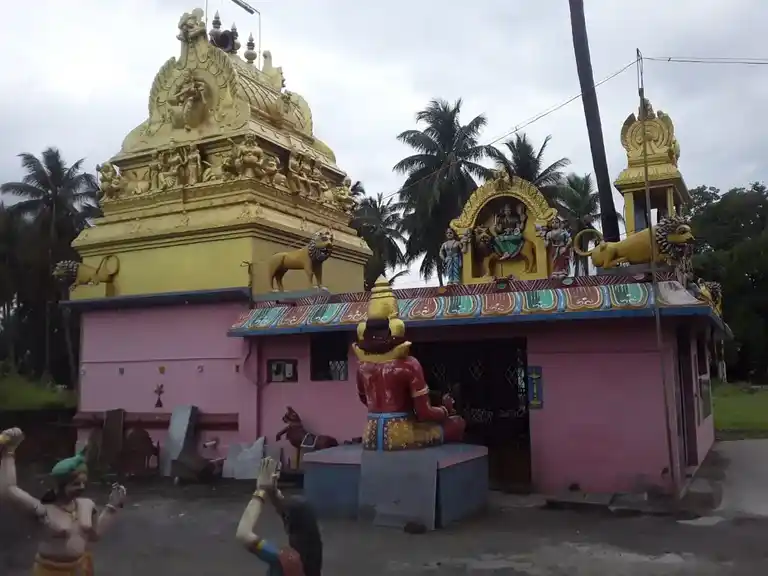 Arulmigu Samundiamman Temple, Magadevakollhalli - 635206 Arulmigu Samundiamman Temple, Magadevakollhalli - 635206, Krishnagiri - Ancient Temple Architecture and History Image 4
