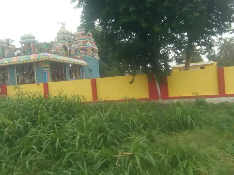 Arulmigu Samundiamman Temple, Mittapalli - 635122 அருள்மிகு சாமுண்டியம்மன் திருக்கோயில், மிட்டஅள்ளி - 635122, Krishnagiri - Ancient Temple Architecture and History Image 4