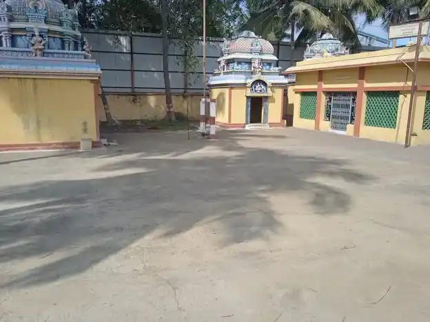 Arulmigu Samundiamman Temple, Odappalli, Pallipalayam - 638006 அருள்மிகு சாமுண்டியம்மன் திருக்கோயில், Odappalli, Pallipalayam - 638006, Namakkal - Ancient Temple Architecture and History Image 3