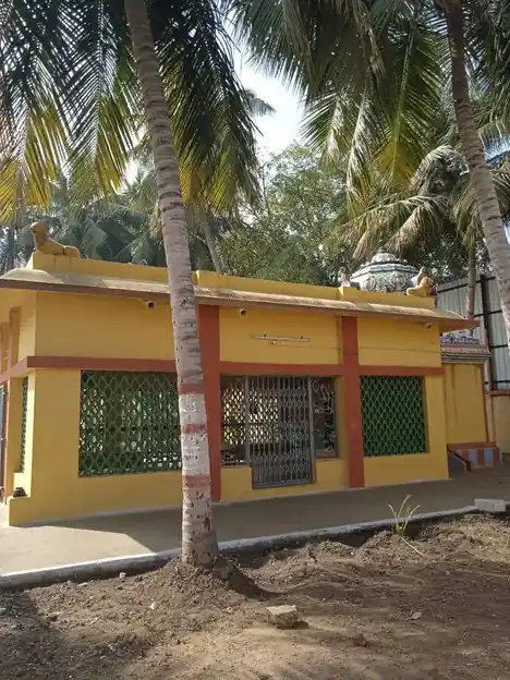 Arulmigu Samundiamman Temple, Odappalli, Pallipalayam - 638006 அருள்மிகு சாமுண்டியம்மன் திருக்கோயில், Odappalli, Pallipalayam - 638006, Namakkal - Ancient Temple Architecture and History Image 4