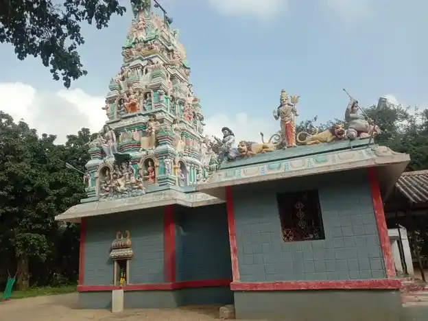 Arulmigu Samundieeshwariyamman Temple, Nayanaseruvu - 635852 அருள்மிகு சாமுண்டிஸ்வரியம்மன் திருக்கோயில், நாயனசெருவு - 635852, Thirupathur - Ancient Temple Architecture and History Image 3