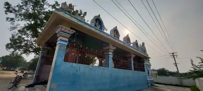 Arulmigu Samundiyamman, Padavettamman Temple, Sethamangalam - 631051 அருள்மிகு சாமுண்டியம்மன், படவேட்டம்மன் திருக்கோயில், சேந்தமங்களம் - 631051, Ranipet - Ancient Temple Architecture and History Image 5