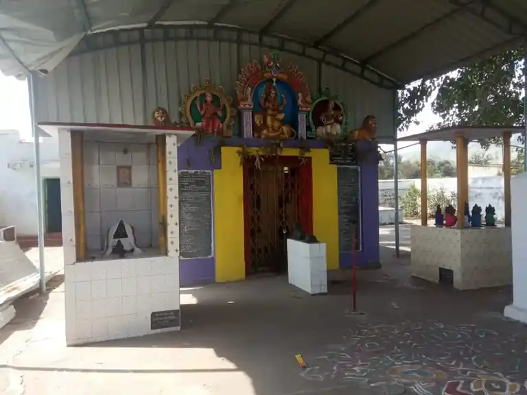 Arulmigu Samundiyamman Temple, Elaiyanagaram - 635754 அருள்மிகு சாமுன்டியம்மன் திருக்கோயில், இளய நகரம் - 635754, Thirupathur - Ancient Temple Architecture and History Image 4