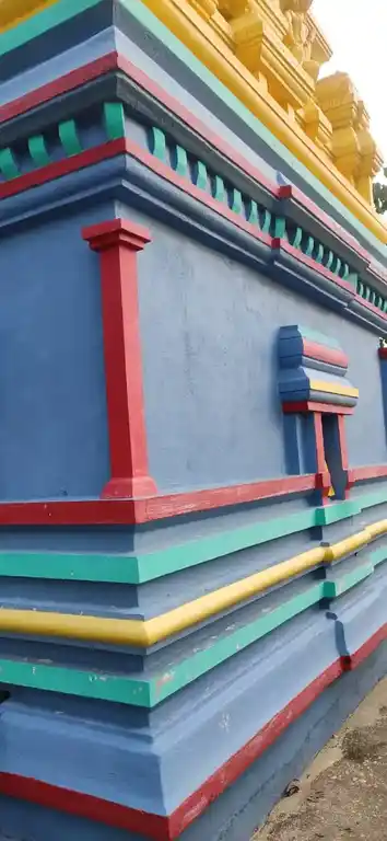 Arulmigu Samundiyamman Temple, Erunampattu - 635702 அருள்மிகு சாமுண்டியம்மன் திருக்கோயில், இருனாப்பட்டு - 635702, Thirupathur - Ancient Temple Architecture and History Image 4