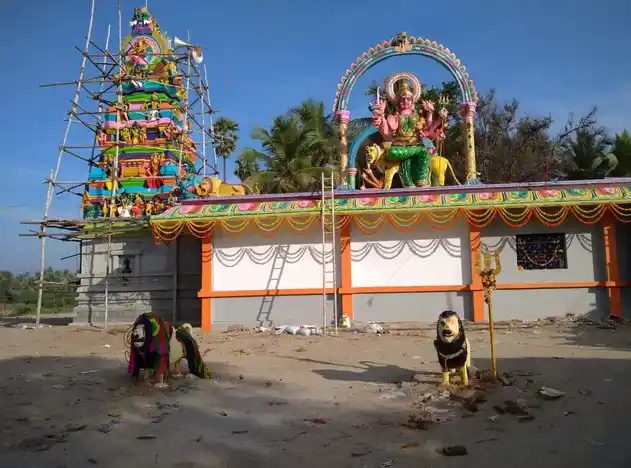 Arulmigu Samundiyamman Temple, Karungalipatti - 635203 அருள்மிகு சாமுண்டியம்மன் திருக்கோயில், கருங்காலிபட்டி - 635203, Krishnagiri - Ancient Temple Architecture and History Image 3