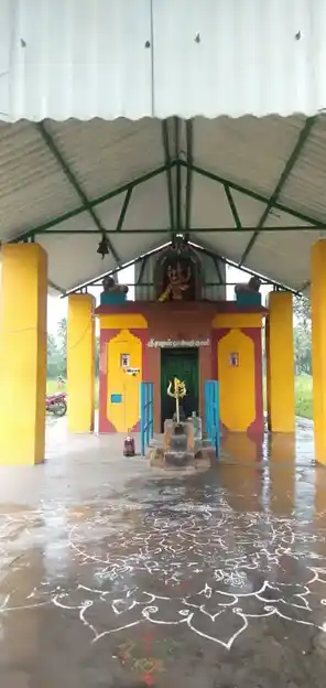 Arulmigu Samundiyamman Temple, Sathampakkam - 632513 அருள்மிகு சாமுண்டியம்மன் திருக்கோயில், சாத்தம்பாக்கம் - 632513, Ranipet - Ancient Temple Architecture and History Image 4