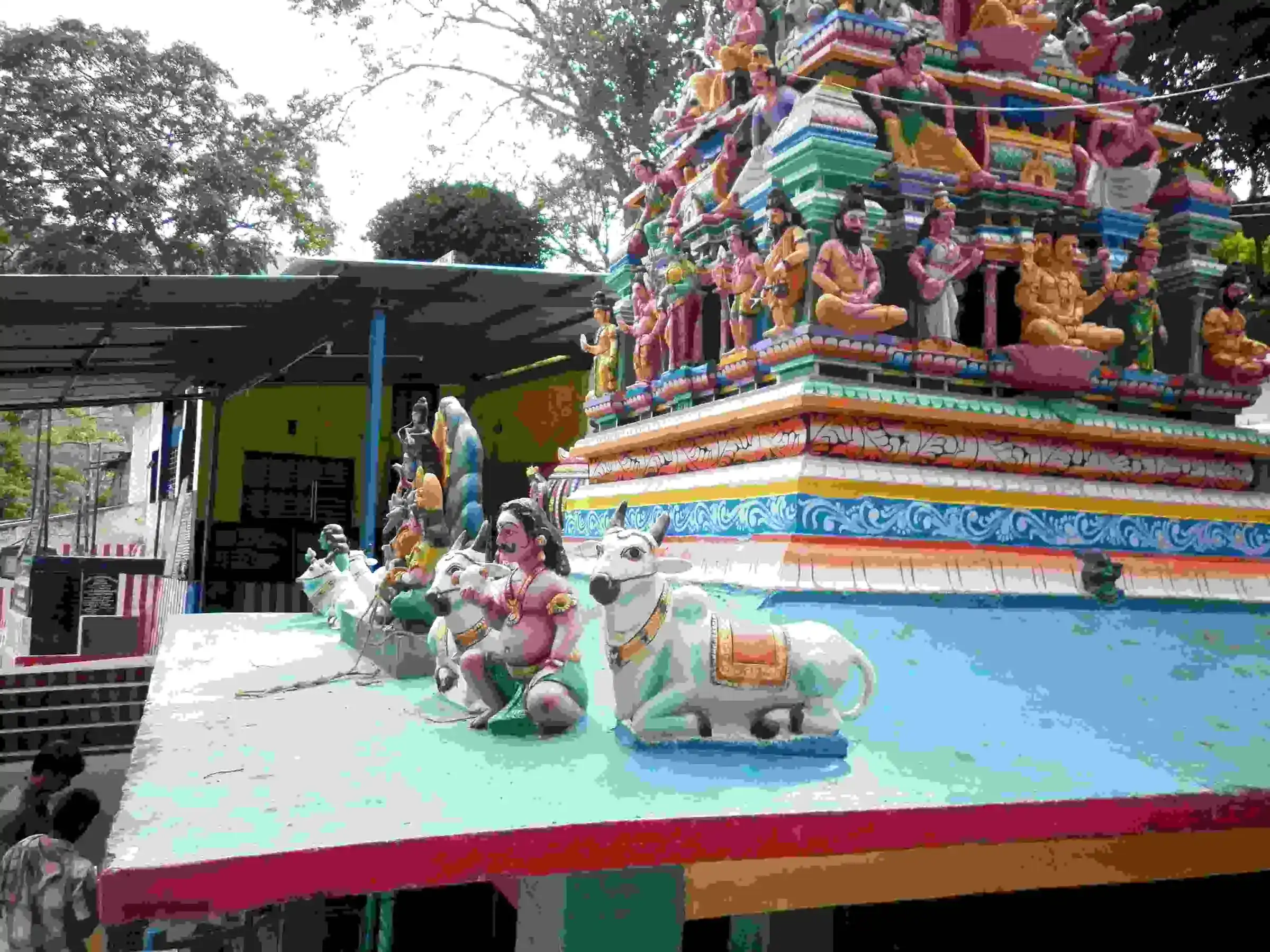 Arulmigu Sandanamahalingaswamy Temple, Sapdur - 626132 அருள்மிகு சந்தன மகாலிங்கம் சுவாமி திருக்கோயில், - 626132, Madurai - Ancient Temple Architecture and History Image 3