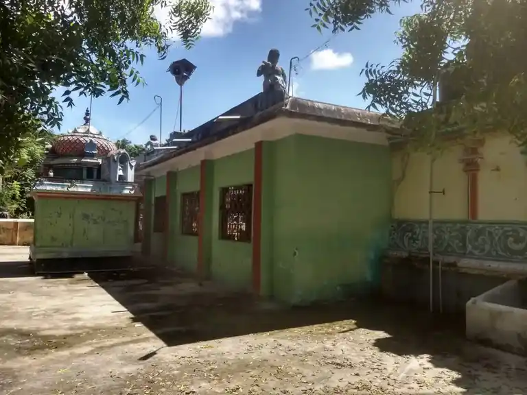 Arulmigu Sandhuveli Mariyamman Temple, Mappilaikuppam - 610105 அருள்மிகு சந்துவெளி மாரியம்மன் திருக்கோயில், Mappilaikuppam - 610105, Thiruvarur - Ancient Temple Architecture and History Image 6