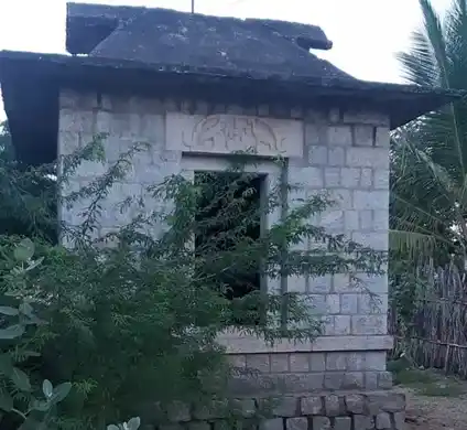 Arulmigu Saneeswara Bahavaan Temple, Agaram - 624709 அருள்மிகு சனீஸ்வரபகவான் கோயில், Agaram - 624709, Dindigul - Ancient Temple Architecture and History Image 4