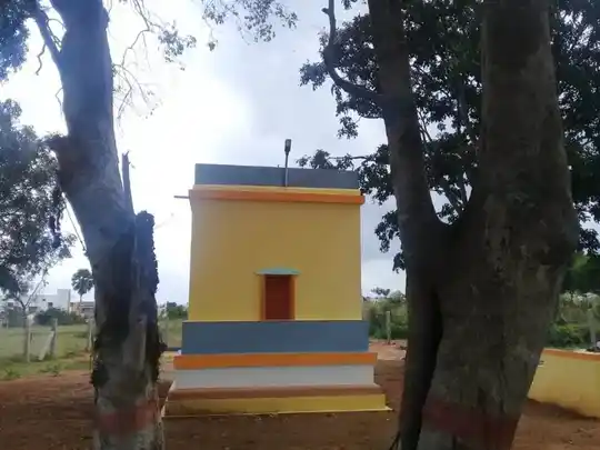 Arulmigu Sangamuthuperumal Temple, R.Poonapuram - 642002 அருள்மிகு சங்கமுத்து பெருமாள் திருக்கோயில், R.Poonapuram - 642002, Coimbatore - Ancient Temple Architecture and History Image 3