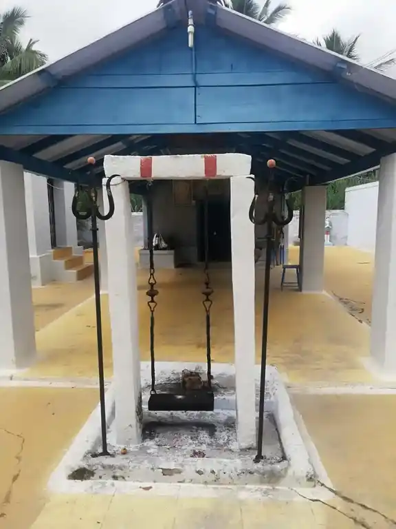 Arulmigu Sangili Karuppannaswamy Temple, A.Anumanpalli - 638101 அருள்மிகு சங்கிலி கருப்பண்ணசாமி திருக்கோயில், A.Anumanpalli - 638101, Erode - Ancient Temple Architecture and History Image 7