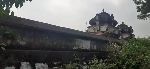 Arulmigu Sangili Karuppannaswamy Temple, Manmangalam - 639006 அருள்மிகு சங்கிலி கருப்பண்ணசுவாமி திருக்கோயில், Manmangalam - 639006, Karur - Ancient Temple Architecture and History Image 3