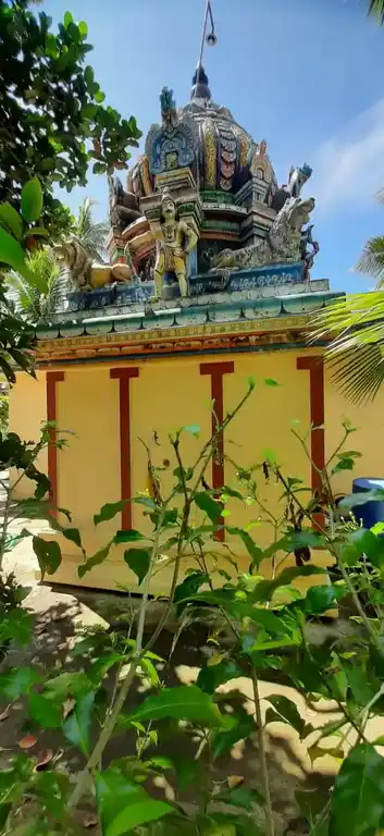 Arulmigu Sangili Veeran Temple, Singalanthi - 614713 அருள்மிகு சங்கிலி வீரன் திருக்கோயில், சிங்களாந்தி - 614713, Thiruvarur - Ancient Temple Architecture and History Image 2