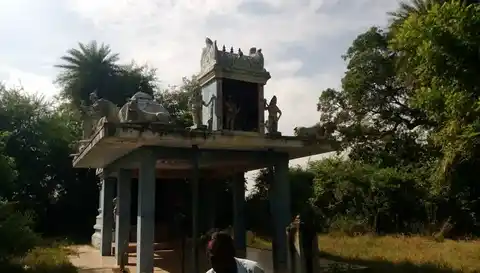 Arulmigu Sangilikaruppan Temple, Uththamanadhapuram - 612804 அருள்மிகு சங்கிலிகருப்பனார் திருக்கோயில், Uththamanadhapuram - 612804, Thiruvarur - Ancient Temple Architecture and History Image 4