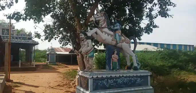 Arulmigu Sangiliyandavar Temple, Vaalavanthan Kottai - 620015 Arulmigu Sangiliyandavar Temple, Vaalavanthan Kottai - 620015, Thiruchirappalli - Ancient Temple Architecture and History Image 5