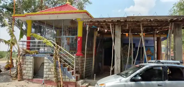 Arulmigu Sangu Vinayagar & Muppidathi Amman Temple, Beside The Road, Umaiyathalaivan Patti - 627719