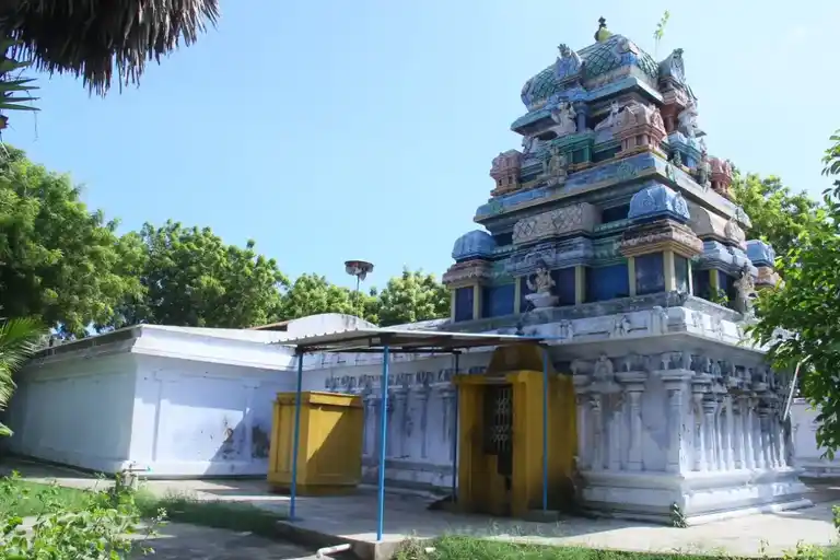 Arulmigu Sangumugeshwarar Temple, Pazhayakayal, - 628615 அருள்மிகு சங்குமுகேஸ்வரர் திருக்கோயில், Pazhayakayal, - 628615, Thoothukudi - Ancient Temple Architecture and History Image 4