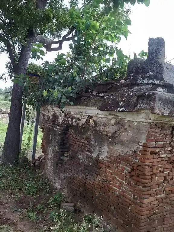 Arulmigu Sanjeeva Raya Swamy Temple, Near Pennagaram Eb Office, Sunjalnatham - 636810 அருள்மிகு சஞ்சீவராயசாமி திருக்கோயில், Near Pennagaram Eb Office, Sunjalnatham - 636810, Dharmapuri - Ancient Temple Architecture and History Image 3