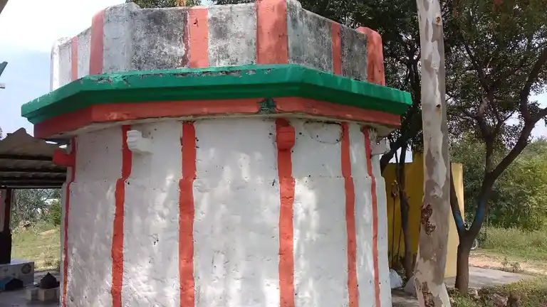 Arulmigu Sanjeeva Raya Swamy Temple, Palayam - 636807 அருள்மிகு சஞ்சீவராயசாமி திருக்கோயில், Palayam - 636807, Dharmapuri - Ancient Temple Architecture and History Image 3