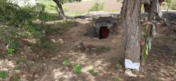 Arulmigu Sanjeevaraya Perumal Temple, Pudupalayam - 637408 அருள்மிகு சஞ்சீவராய பெருமாள் திருக்கோயில், Pudupalayam - 637408, Namakkal - Ancient Temple Architecture and History Image 7