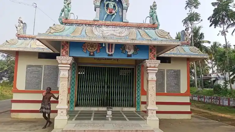 Arulmigu Sanjeevarayaperumal Temple, Madanaickenpatty, Kuttapatty - 636453 Arulmigu Sanjeevarayaperumal Temple, Madanaickenpatty, Kuttapatty - 636453, Salem - Ancient Temple Architecture and History Image 4