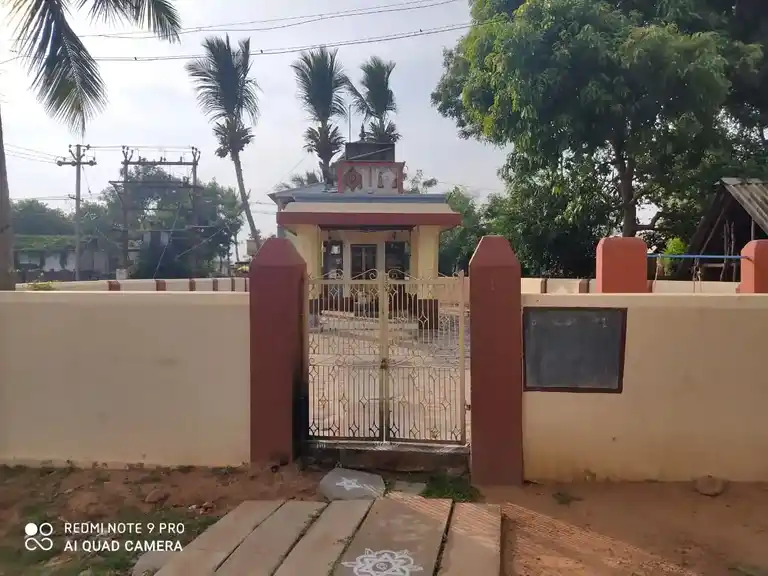 Arulmigu Sanjeevarayar Temple, Kavarapalayam - 608901 அருள்மிகு சஞ்சிவிராயர் திருக்கோயில், கவரப்பாளையம் - 608901, Ariyalur - Ancient Temple Architecture and History Image 2