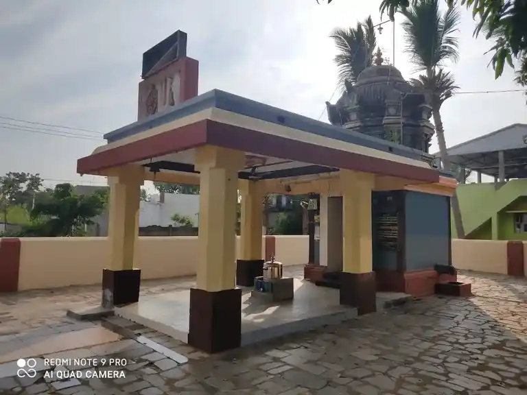 Arulmigu Sanjeevarayar Temple, Kavarapalayam - 608901 அருள்மிகு சஞ்சிவிராயர் திருக்கோயில், கவரப்பாளையம் - 608901, Ariyalur - Ancient Temple Architecture and History Image 4