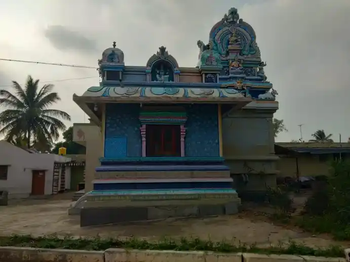 Arulmigu Sanjeevarayaswamy Temple, Kammanthotti - 635119 அருள்மிகு சஞ்சீவராயசாமி திருக்கோயில், Kammanthotti - 635119, Krishnagiri - Ancient Temple Architecture and History Image 2