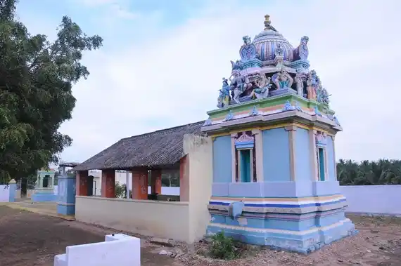 Arulmigu Sanjeevarayaswamy Temple, Sikkanoothu - 642205 Arulmigu Sanjeevarayaswamy Temple, Sikkanoothu - 642205, Tiruppur - Ancient Temple Architecture and History Image 4