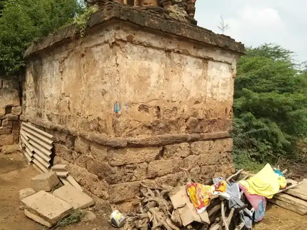 Arulmigu Sanjeevi Anjaneyar Temple, Vadakkusethi Vallam - 613403 அருள்மிகு சஞ்சீவி ஆல்சநேயர் திருக்கோயில், Vadakkusethi Vallam - 613403, Thanjavur - Ancient Temple Architecture and History Image 7