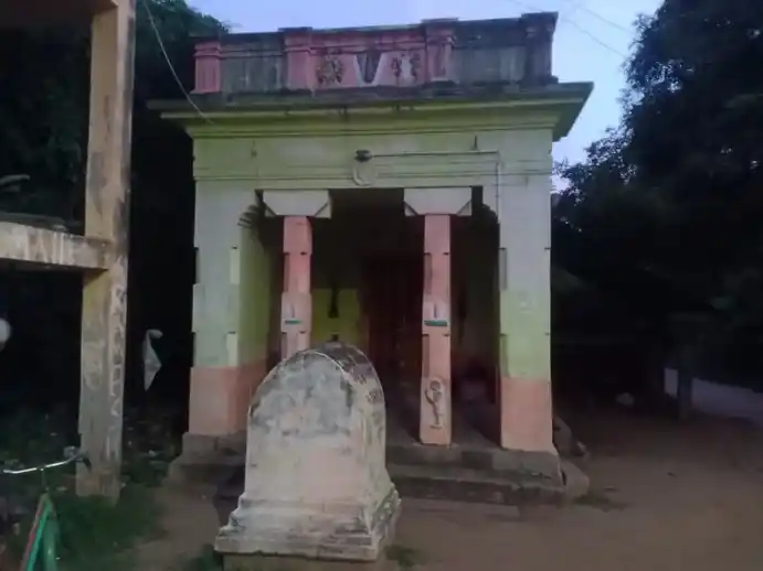 Arulmigu Sanjeeviraayar Temple, Arulavaadi - 605755 அருள்மிகு சஞ்சீவிராயர் திருக்கோயில், Arulavaadi - 605755, Viluppuram - Ancient Temple Architecture and History Image 2