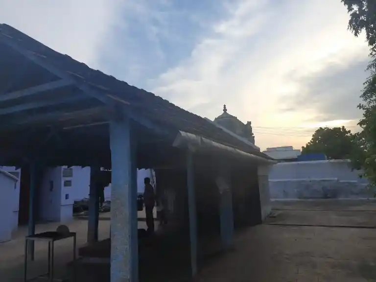 Arulmigu Sanjeevirayar Temple, Mannachanallur - 621008