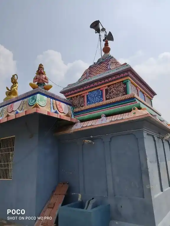 Arulmigu Sanjeevirayar Temple, Naduveerapattu - 607102 அருள்மிகு சஞ்சிவிராயன் திருக்கோயில், Naduveerapattu - 607102, Cuddalore - Ancient Temple Architecture and History Image 4
