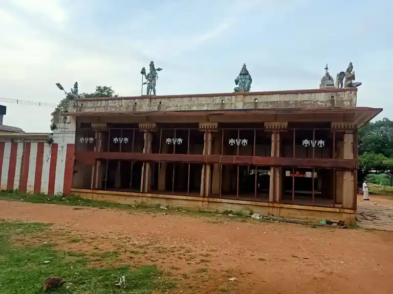 Arulmigu Sanjeevirayar Temple, Pidampatti - 622515 அருள்மிகு சஞ்சீவிராயர் திருக்கோயில், பிடாம்பட்டி - 622515, Pudukkottai - Ancient Temple Architecture and History Image 5
