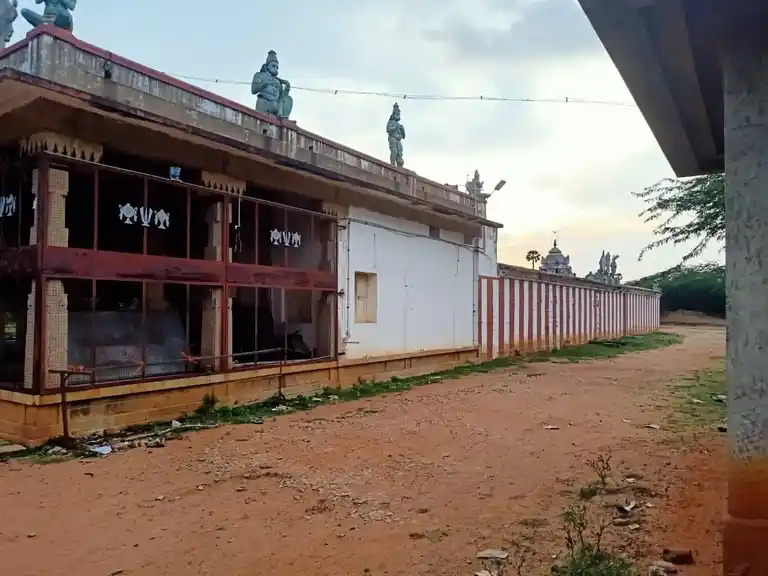 Arulmigu Sanjeevirayar Temple, Pidampatti - 622515 அருள்மிகு சஞ்சீவிராயர் திருக்கோயில், பிடாம்பட்டி - 622515, Pudukkottai - Ancient Temple Architecture and History Image 9