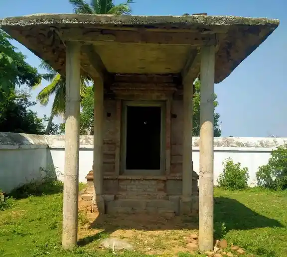 Arulmigu Sankaranathar Swamy Temple, Sangaranatharkudikadu - 614626 Arulmigu Sankaranathar Swamy Temple, Sangaranatharkudikadu - 614626, Thanjavur - Ancient Temple Architecture and History Image 3