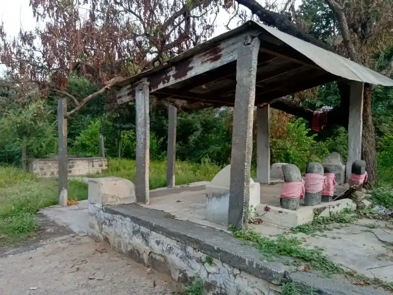Arulmigu Sankaranthikaradu Pillaiyar Temple, Ariyagoundampatty - 637406