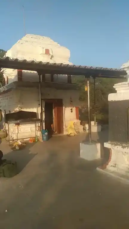 Arulmigu Sanmuga Velauthaswamy Temple, Thattanguttai, Kumarapalayam Amani - 638183