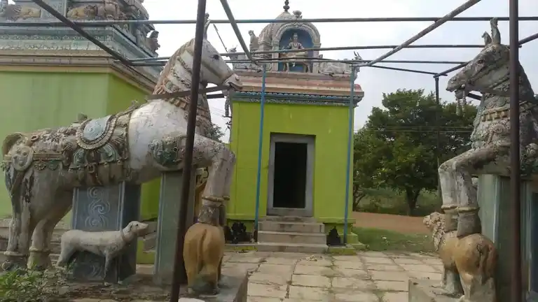 Arulmigu Sannaasi Temple, Minnathur - 622203 அருள்மிகு சன்னாசி திருக்கோயில், Minnathur - 622203, Pudukkottai - Ancient Temple Architecture and History Image 4