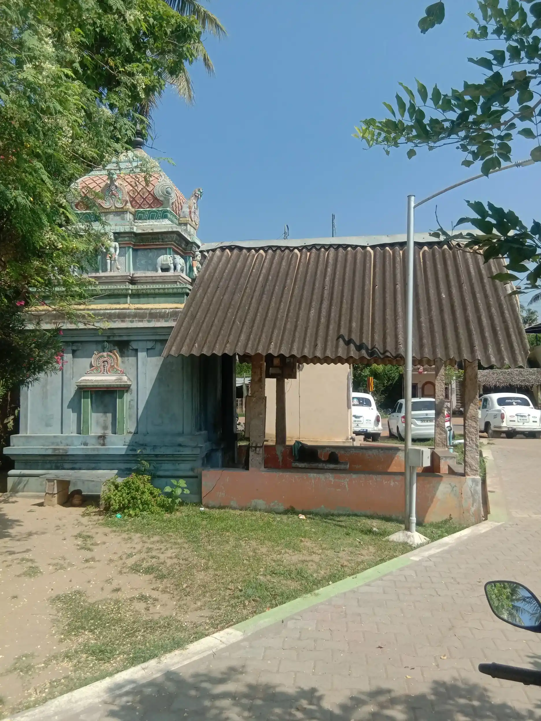 Arulmigu Sannasi Ayynar Temple, Tiruchitrambalam - 614601 அருள்மிகு சன்னாசிஅய்யனார் திருக்கோயில், Tiruchitrambalam - 614601, Thanjavur - Ancient Temple Architecture and History Image 2